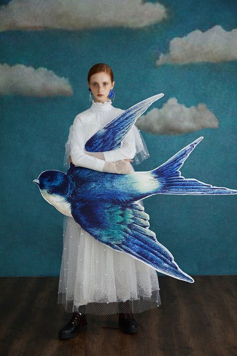 Deco Studio, Arte Inspo, Photography Inspo, Blue Bird, Madonna, Art Direction, Collage Art, Photography Inspiration, Surrealism