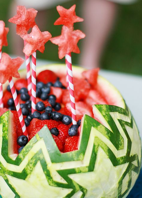 . Watermelon Carving Ideas, 4th Of July Watermelon, Watermelon Ideas, Fruit Kabob, Watermelon Fruit Salad, Patriotic Food, July 4th Sale, Watermelon Art, Watermelon Carving