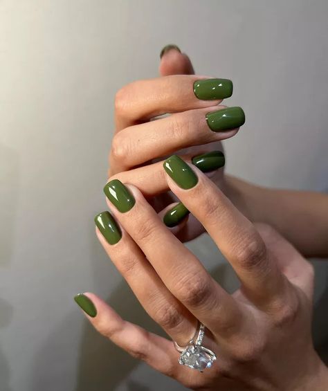 Avocado Nails Color, Olive French Nails, Chartreuse Nails, Nails For Darker Skin Tone, Olive Green Nail Ideas, Olive Green Nails, Olive Nails, Fall Manicure, Green Nail Designs