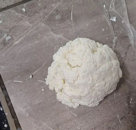 Making Homemade Cheese Without Rennet - Homegrown Self Reliance How To Make Feta Cheese At Home, Homemade Feta Cheese, Rennet Cheese, Fresh Mozzarella Recipe, Homemade Cottage Cheese, Cheese Recipes Homemade, Raw Cheese, Homestead Recipes, Provident Living