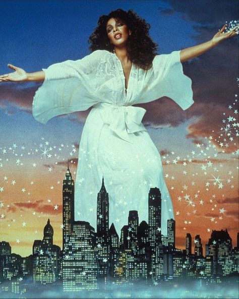 Donna Summer Aesthetic, Luxurious Women, Musica Disco, Francis Picabia, Black Craft, Disco Glam, Vintage Black Glamour, Donna Summer, Black Hollywood