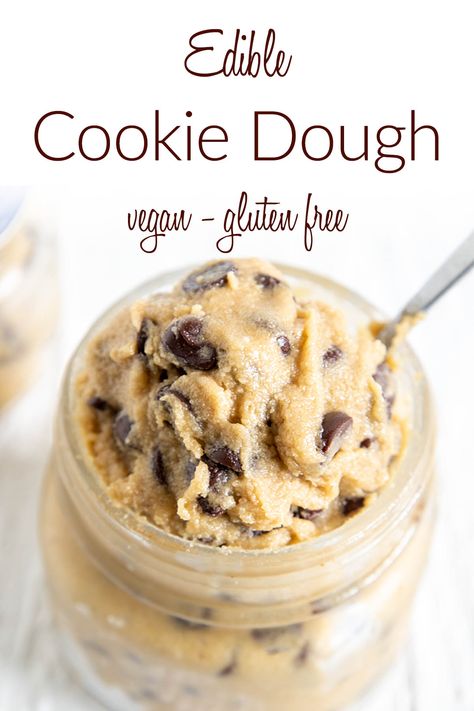 Made in 5 minutes, this Edible Cookie Dough is sweet and rich. There's no eggs and it doesn't need to be heat treated! (vegan, gluten free) Gluten Free Edible Cookie Dough, Gluten Free Cookies Easy, Edible Chocolate Chip Cookie Dough, Gluten Recipes, Gluten Free Cookie Dough, Dough Cookie, Gluten Free Cookie, Best Gluten Free Desserts, Fun Dessert