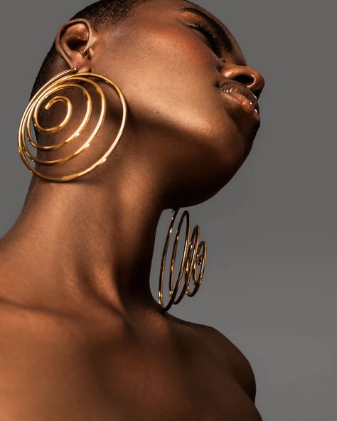 The IGBA earrings are uniquely designed for versatility, and maximum drama.   This gold plated piece took up to a year to perfect, making sure its adjustable to spiral in and out for a versatile effect , and lightweight enough for you to wear all day. Details: Height: 92mmWidth: 86mmWire thickness: 3mm African Earrings, Handwoven Fabric, Spiral Earrings, Jewelry Photography, Earring Sale, Vintage Fabrics, Gold Plated Earrings, Gold Fashion, Vintage Fabric