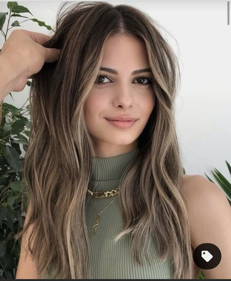 Brown Hair Inspo, Brunette Hair With Highlights, Spring Hair Color, Brown Hair Balayage, Balayage Hair Blonde, Brown Blonde Hair, Short Hairstyle, Spring Hairstyles, Hair Color Balayage