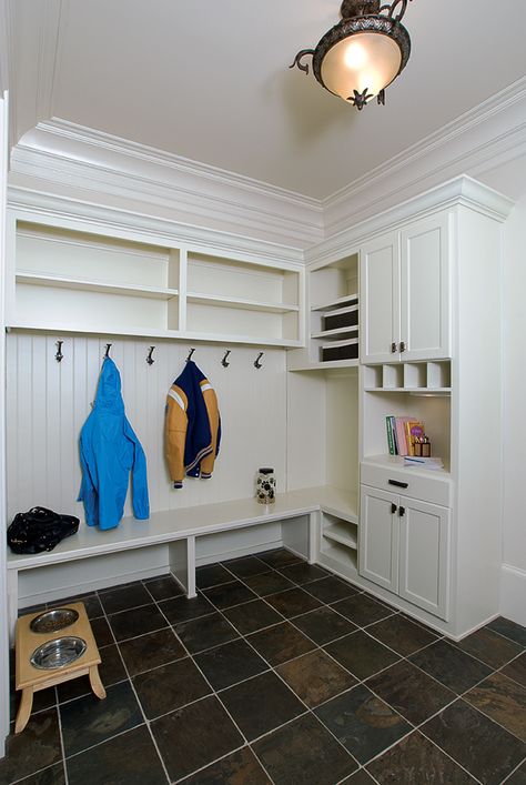 Mudroom with lockers by @DesignsbyBSB   Small drop area for mail, keys and other odds and ends Mudroom With Lockers, Pretty Farmhouse, Mudroom Remodel, Laundry Room/mudroom, Farmhouse Mudroom, Mudroom Makeover, Laundry Room/mud Room, Mud Room Entry, Mudroom Lockers