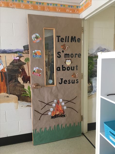 Bible School Room Ideas, Bible School Decorations, Fall Sunday School Decorations, Preschool Church Room Ideas, Bible School Ideas, Sunday School Themes Classroom, Ranger Station Decor Sunday School, Sunday School Door Ideas, Sunday School Room Decor Ideas