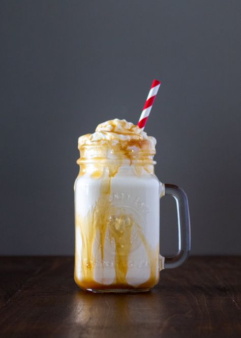 Bourbon Milkshake, Bourbon Caramel Sauce, Bourbon Caramels, Maple Bourbon, Summer Blues, Milkshake Recipes, Mixed Drinks Recipes, Ice Cream Treats, Vanilla Ice Cream