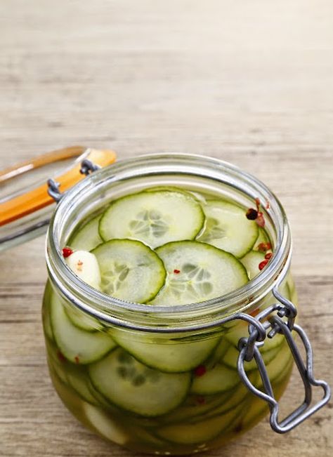 How to Quick-Pickle Cucumbers: Similar to a gherkin, these easy pickles can be made in minutes and eaten in a day. Once you make the cucumbers, be sure to try radishes, asparagus, or even peas. Pickling Cucumbers Recipe, Easy Pickle, Vinegar Cucumbers, Quick Pickled Cucumbers, Best Pickles, Salad Toppers, Refrigerator Pickles, Seasonal Cooking, Grape Salad