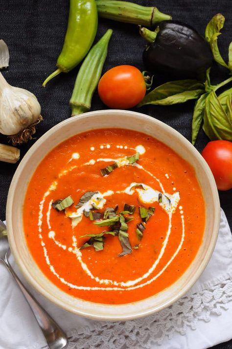 Oven Roasted Tomato Basil Soup Best Tomato Soup Ever, The Best Tomato Soup, Ham And Cabbage Soup, Parmesan Tomatoes, Baked Parmesan Tomatoes, Best Tomato Soup, Tomatoes Recipes, Roasted Tomato Basil Soup, Tomato Recipe