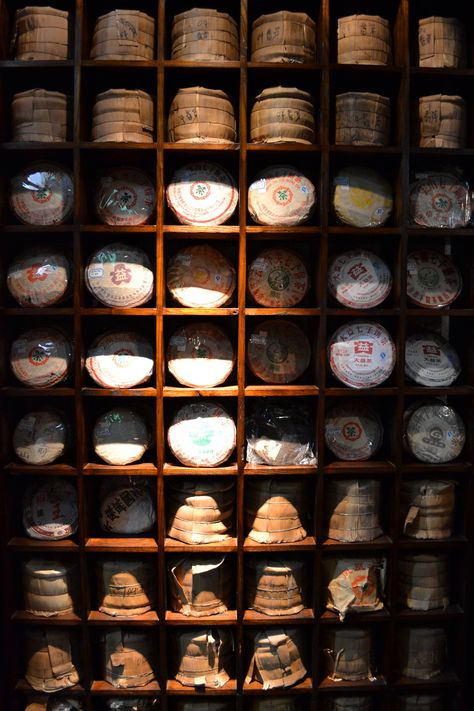 Chinese Tea Aesthetic, Tea Shop Aesthetic, Rocks Display, Chinese Tea Shop, Chinese Tea Room, Chinese Tea House, Tea Merchant, Tea Chinese, Tea Display