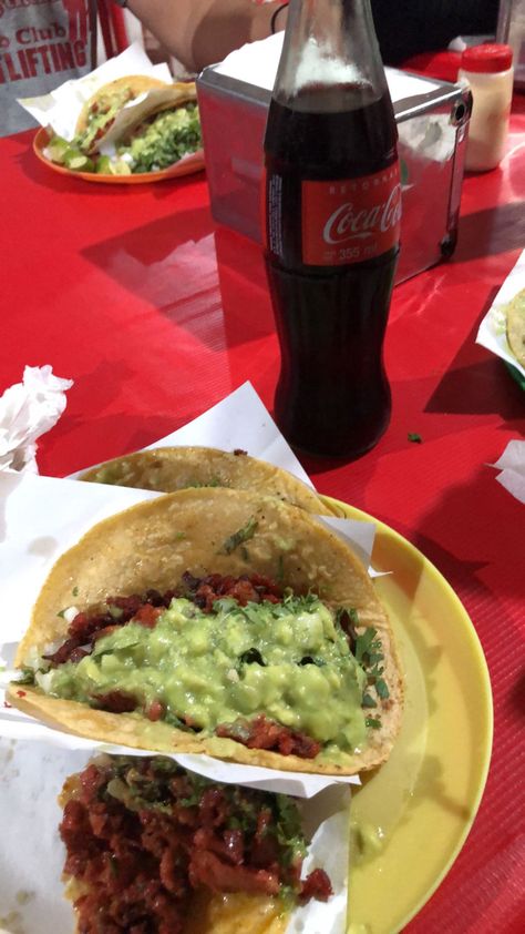 Tacos Snapchat Story, Food Pics Instagram, Tacos Tumblr, Food Asthetic Picture Mexican, Mexican Food Aesthics, Tacos Aesthetic, Mexico Drinks Aesthetic, Mexican Snack Foods, Mexican Snacks