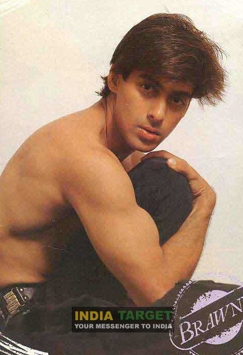 Salman Khan 90s, Salman Khan Aishwarya Rai, Salman Khan Young, Retro Pics, Salman Khan Wallpapers, Bollywood Men, Indian Male Model, Salman Khan Photo, Ms Dhoni Photos