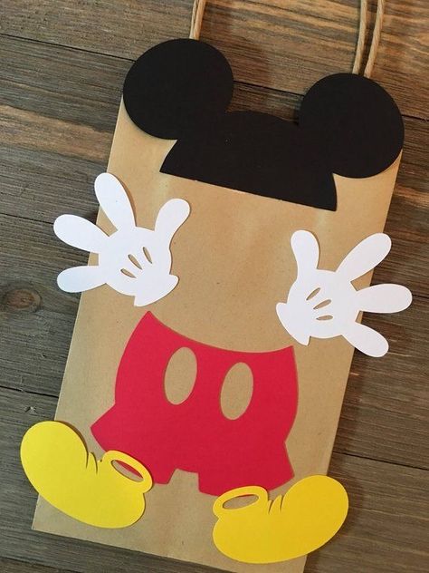 Baby Shower Souvenirs Boy, Mickey Mouse Treats, Mickey Mouse Party Favors, Γενέθλια Mickey Mouse, Mickey Mouse Crafts, Mickey Mouse Gifts, Mickey 1st Birthdays, Mickey Mouse Themed Birthday Party, Fiesta Mickey Mouse