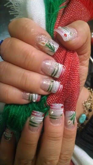 Fiesta Mexicana Mexican Nails, Pretty Toe Nails, Unique Nails, Christmas Nail Art, Mani Pedi, Holiday Nails, Christmas Nails, Toe Nails, Nail Tips