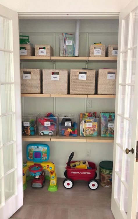 Toys Closet Organization, Closet Storage For Toys, Toy Closet Shelves, Toy Wardrobe Storage, Small Playroom Closet Organization, Toys Wardrobe Storage Ideas, Toys In Closet Organization, Playroom Closet Organization Ideas, Nursery Closet Toy Storage