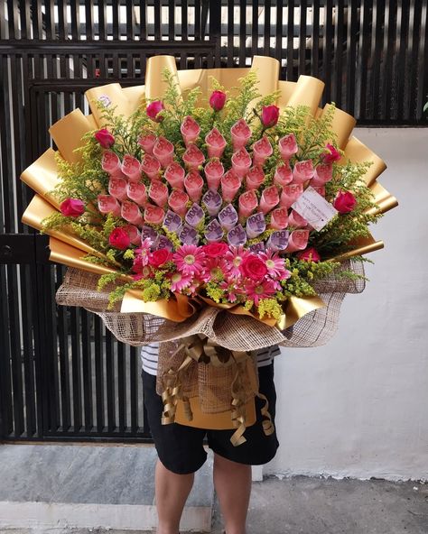 Today's Surprise! 🥰 Giant Money Bouquet and Hot Air Bobo Balloon for ma'am Liberty's 60th Birthday. 🥳🩷 Happiest Birthday, ma'am Liberty! 🎉🎈 Thank you so much, ma'am Miyah, for alway choosing @surprisemenowcebu 🥰🫶 #TodaysSurprise #RepeatCustomer #GiantMoneyBouquet #MoneyBouquet #HotAirBoboBalloon #BirthdayBalloon #BirthdayGift #GiftIdea #SurpriseMeNowCebu Bobo Balloon, Money Bouquet, Happiest Birthday, 60th Birthday, Birthday Balloons, Thank You So Much, Hot Air, Balloons, Happy Birthday