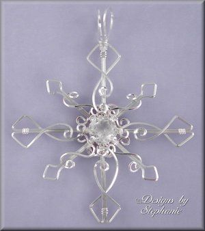 Wig Jig, Wire Creations, Wire Jewelry Patterns, Wire Ornaments, Beaded Snowflakes, Diy Ornaments, Jewelry Words, Beaded Christmas Ornaments, Wrap Necklaces