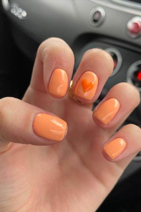 Orange Acrylic Nails, Orange Nail Designs, Orange Nail Polish, Orange Nail, Short Gel Nails, Racun Shopee, Short Acrylic Nails Designs, Pastel Nails, Orange Nails