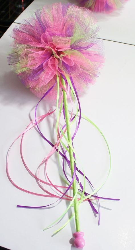 Tulle Projects, Colorful Crafts, Diy Tutus, Tulle Crafts, Tulle Poms, Flower Girl Wand, Princess Wands, Girls Party Favors, Pom Pom Crafts