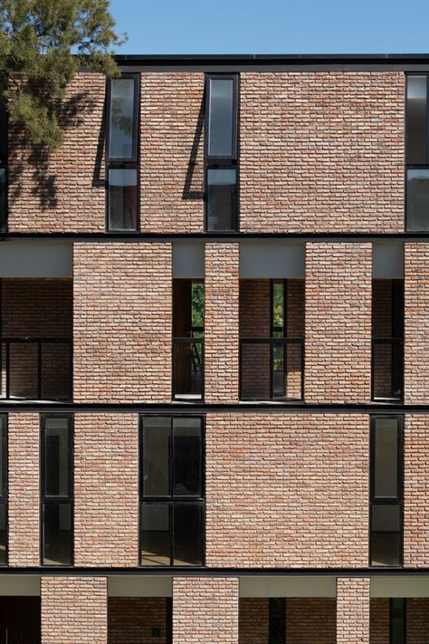 Gallery of COPA Building / Ça Arquitectura - 40 Brick Apartment Facade, Brick School Architecture, Brick Concrete Facade, Brick Commercial Building Exterior, Brick Architecture Modern, Window Diagram, Brick Office Building, Brick Apartment Building, Brick Elevation