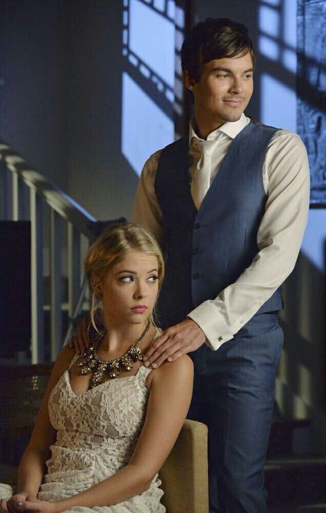 Hanna & Caleb Caleb Pretty Little Liars, Ashley Benson And Tyler Blackburn, Pretty Little Liars Hanna, Tyler Blackburn, Emily Fields, Hanna Marin, Spencer Hastings, Ashley Benson, Tv Couples