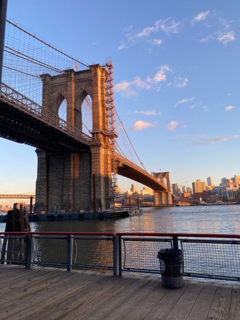 Brooklyn Bridge Aesthetic, Nyc Bridge, New York Sightseeing, New York Bridge, Photographie New York, Nyc Vacation, New York Photography, Nyc Aesthetic, Nyc Life