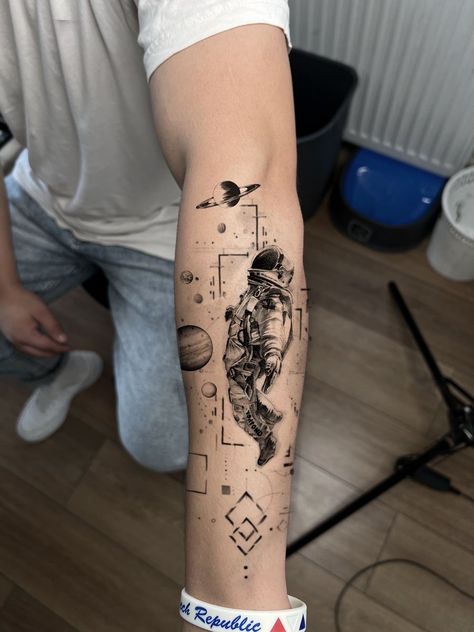 Mechanical Watch Tattoo, Graduation Tattoo, Tattoo Astronaut, Pixel Space, Tattoo Collage, Space Tattoo Sleeve, Piano Tattoo, Hunter Tattoo, Astronaut Tattoo