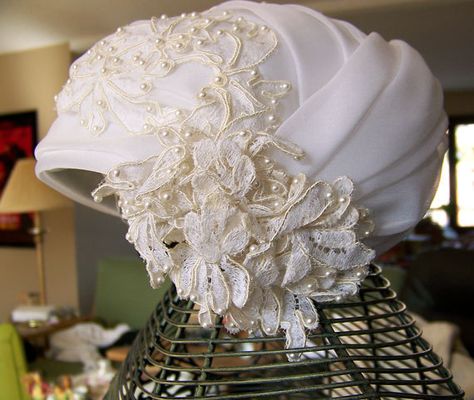 Hijab Headpiece, Turban Wedding, Bridal Turban, Hats Short Hair, Hat Turban, Touch Of Heaven, Wedding Turban, Bridal Cap, 1950s Wedding