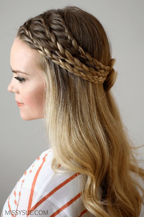 Triple Lace Braided Rosette Half Braided Hairstyles, Easy Hairstyles Quick, Long Box Braids, Braid Hairstyle, Cool Braid Hairstyles, Cool Braids, Penteado Cabelo Curto, Half Up Hair, Box Braids Hairstyles