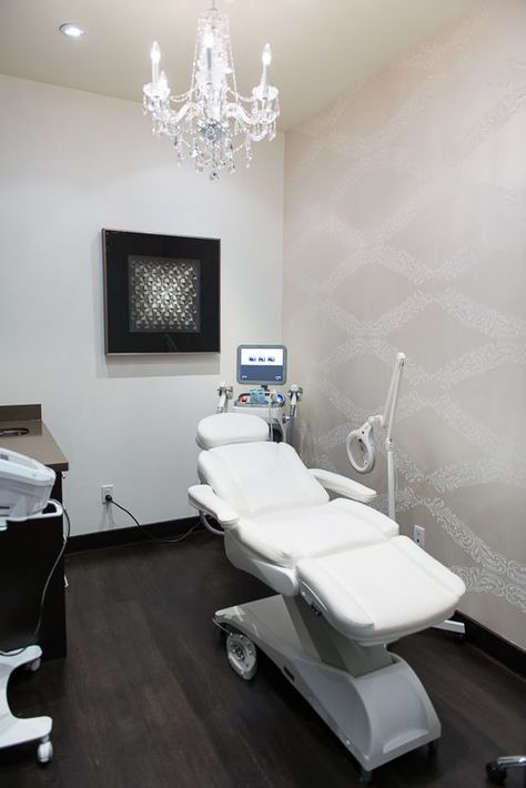 Studio Lashes, Spa Room Ideas, Studio Medico, Facial Room, Esthetician Room Decor, Medical Office Decor, Esthetics Room, Spa Room Decor, Medical Office Design