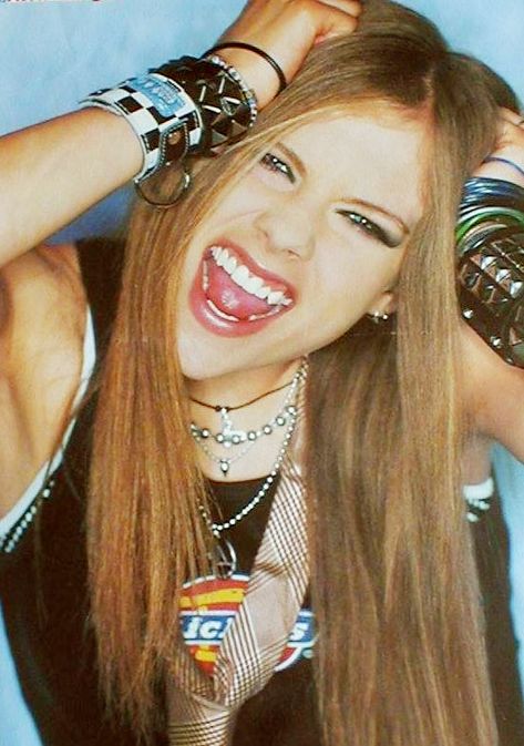 Avril Lavigne Let Go, Avril Lavigne Photos, 2000s Punk, Avril Lavigne Style, The Best Damn Thing, Best Image, Avril Lavigne, Black Star, Rock Star