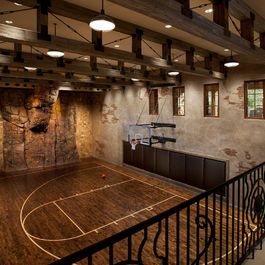 Indoor basketball court and the balcony portion could be the rest of the gym Indoor Sports Court, Home Basketball Court, Basketball Room, Indoor Basketball Court, Indoor Basketball, Phoenix Homes, Mediterranean Home, A Basketball, House Goals