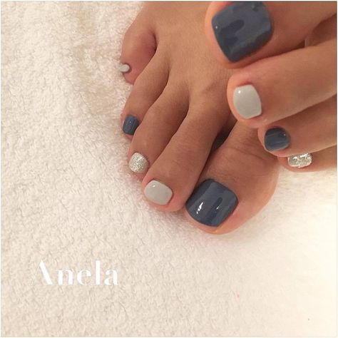 Toe Nail Designs For Spring, Pedicure Azul, Orange Toe Nails, Nail Designs For Spring, Fall Toe Nails, Pink Toe Nails, Spring Pedicure, Simple Toe Nails, Pedicure Designs Toenails