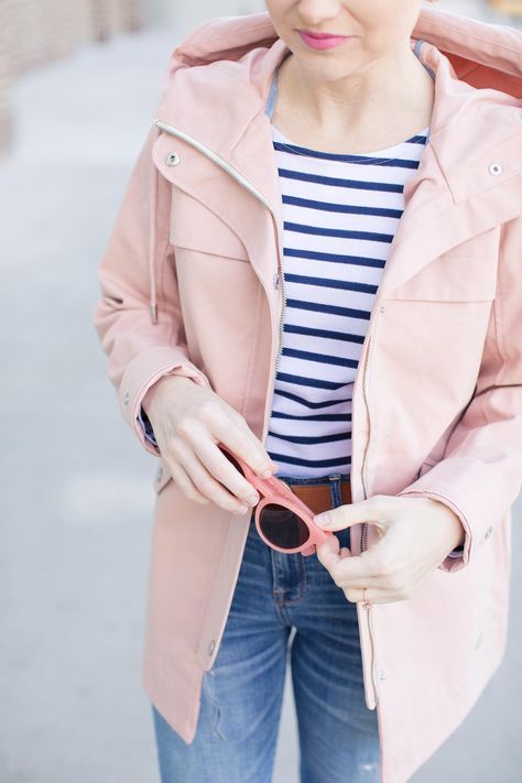 Abercrombie Pink Classic Raincoat - Poor Little It Girl Classic Raincoat, Parka Jacket Outfit, Pink Parka, Stylish Raincoats, Red Raincoat, Pink Raincoat, Parka Women, Casual Lifestyle, Classic Coat