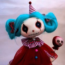 Goth Clown, Doll Creepy, Zombie Dolls, Clown Doll, Creepy Drawings, Big Blue Eyes, Creepy Doll, Weird Gifts, Halloween Toys