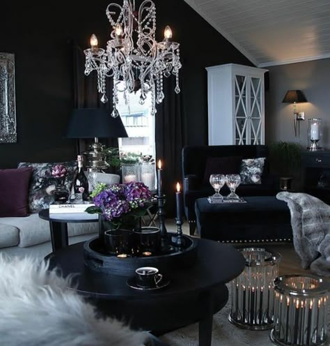 Glam Living, Glam Living Room, Black Living Room, Goth Home Decor, Dark Home Decor, Living Room Decor Cozy, Gothic Home, Gothic Home Decor, Living Room Decor Apartment