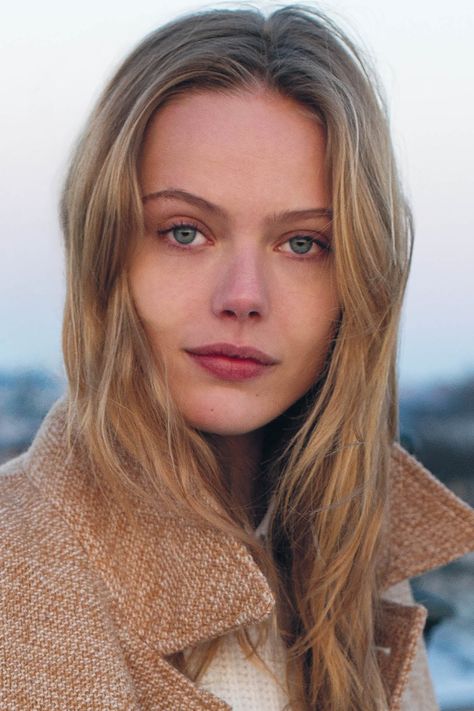 Frida Gustavsson Frida Gustavsson, Super Model, Camera Icon, Victorias Secret Models, Fantasy Aesthetic, Looks Chic, Cam Girls, Screen Shot, Beautiful Woman