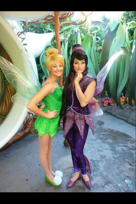 Silvermist And Fawn, Character Photoshoot, Disney Timeline, Disney Characters Couples, Tinkerbell Cosplay, Disneyland Face Characters, Disney Cosplay Ideas, Characters Costumes, Peter Pan Costumes