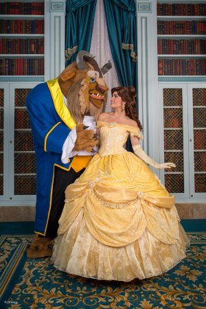 bella y bestia restaurante - Picture of Be Our Guest Restaurant, Orlando - TripAdvisor Fantasyland Disney, The Beast Costume, Be Our Guest Restaurant, All Disney Characters, Beauty And The Beast Costume, Belle Cosplay, Beast Costume, Belle And Beast, Belle Costume