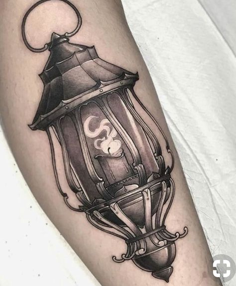 Lanterns Tattoo, Lantern Tattoo Ideas, Tattoo Lantern, Gothic Lantern, Lantern Tattoo Design, Lamp Tattoo, Neo Tattoo, Lantern Tattoo, Candle Tattoo