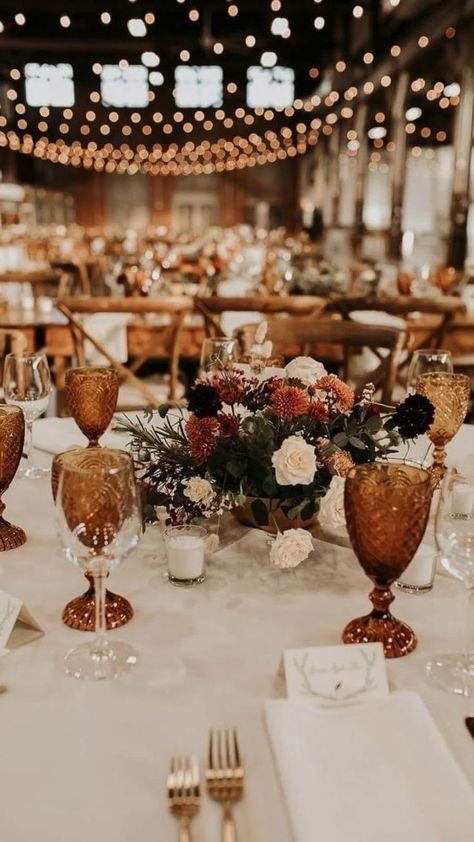 Amber Glass Wedding, Fall Wedding Table Settings, Fall Wedding Color Schemes, Fall Wedding Tables, Wedding Glassware, Autumn Wedding Reception, Copper Wedding, November Wedding, Fall Wedding Colors