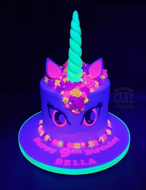 Neon Pink Cake Birthday, Neon Unicorn Cake, Glow Bowling Party Ideas, Neon Birthday Cakes, Glow Bowling, Neon Cakes, Neon Birthday Party, Glow Birthday, Neon Birthday