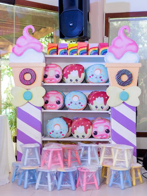 Tanya’s Extra Sweet Candyland Themed Party – 1st Birthday | Party Doll Manila Candyland Theme Party Decorations, Giveaway Ideas Birthday, Candyland Themed Party, Candyland Cake, Candy Theme Birthday Party, Debut Ideas, Party Giveaways, Candyland Birthday, Candyland Party