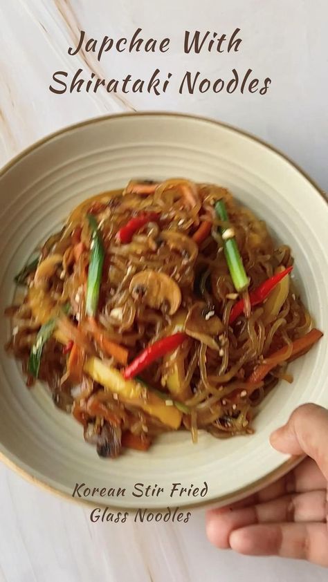 Konjac Noodles Recipes, Shirataki Recipes, Glass Noodles Recipe, Stir Fried Noodles, Korean Glass Noodles, Konjac Noodles, Shirataki Noodles, The Noodle, Noodle Recipes Easy