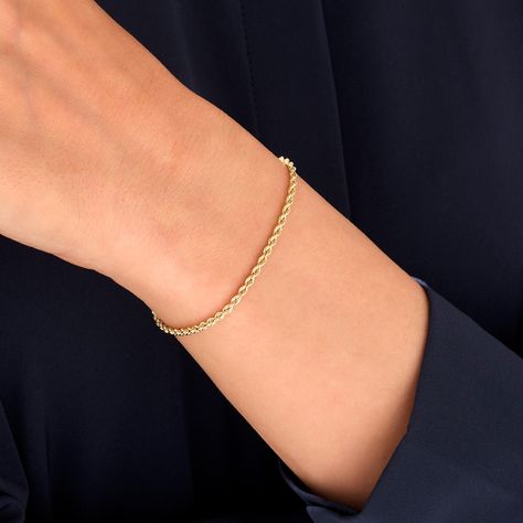 14k Solid Gold Rope Chain Bracelet The Bracelet Chain Details ✪ 14k Solid Yellow Gold ✪ Band Options; Yellow Gold, White Gold, Rose Gold ✪ Chain Width, 2.23 mm ✪ Chain Thickness, 2.23 mm ✪ Ready to Ship in 7 Business Days 🛠 Norm Jewels' pieces are handcrafted by 15-30 years of experienced craftsmen and made to order. 🛠 Note: Engraving is not possible for this item. 🎁 All pieces come in a special turquoise gift box wrapped beautifully with a ribbon 🌎 All of our materials are ethically sourced Gold Bracelet Simple, Luxury Jewelry Brands, Twisted Bracelet, Cluster Bracelets, Gold Rope Chains, Solid Gold Chains, Gold Bracelet Chain, Layered Bracelets, Yellow Gold Chain