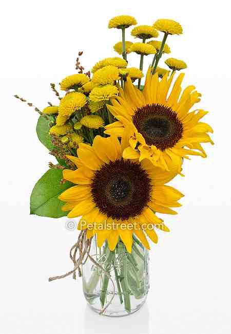 Yellow Mums, Fall Sunflowers, Sunflower Centerpieces, Sunflower Arrangements, Fall Flower Arrangements, Fall Floral Arrangements, Wedding Themes Fall, Arrangement Ideas, Fall Arrangements