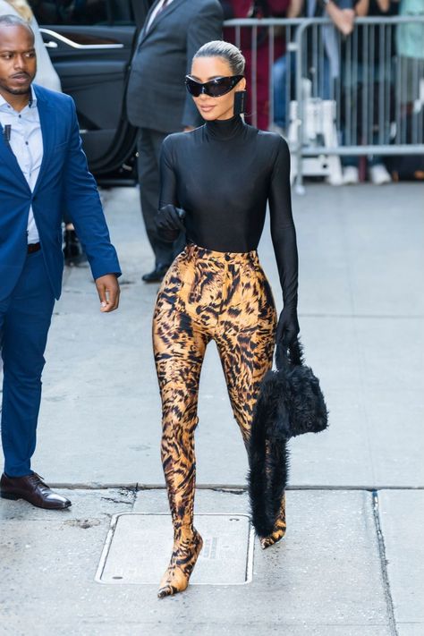 Kardashian Aesthetic, Kim Kardashian Family, New York September, Kim Kardashian Outfits, Kardashian Outfit, Kardashian Family, Kim Kardashian Style, Keeping Up With The Kardashians, Kardashian Style