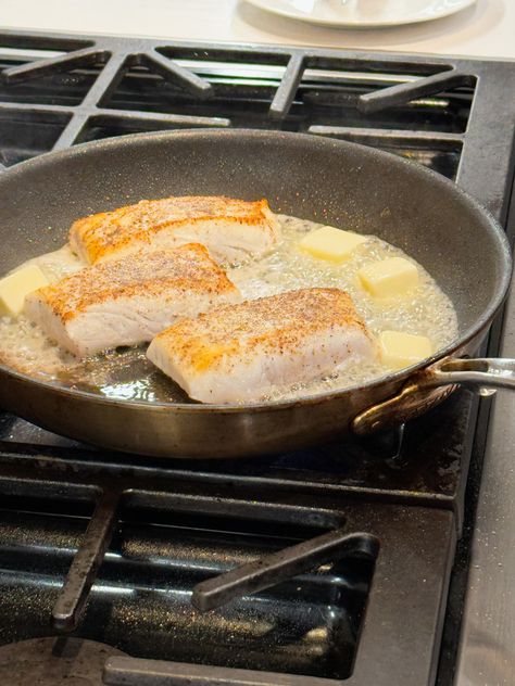 Easy Recipe for Butter Basted Pan Seared Halibut - The Perks of Being Us Pan Fried Halibut Recipes, Pan Fried Halibut, Cooking Halibut, Fried Halibut, Pan Seared Halibut, Seared Halibut, Halibut Recipes, The Perks Of Being, White Fish