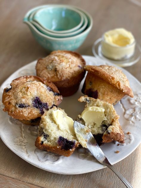 Chouquette Kitchen, Jordan Marsh Blueberry Muffin Recipe, Jordan Marsh Blueberry Muffins, The Best Blueberry Muffins, Banana Snack Cake, New York Times Cooking, Best Blueberry Muffins, Brunch Desserts, Sweet Breakfast Treats