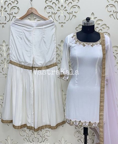 White Garara Dress, Garara Dress, Beautiful Lehengas, Indian Fits, Eid Outfit Ideas, Indian Suit, Indian Kurti Designs, Desi Outfits, Indian Kurti